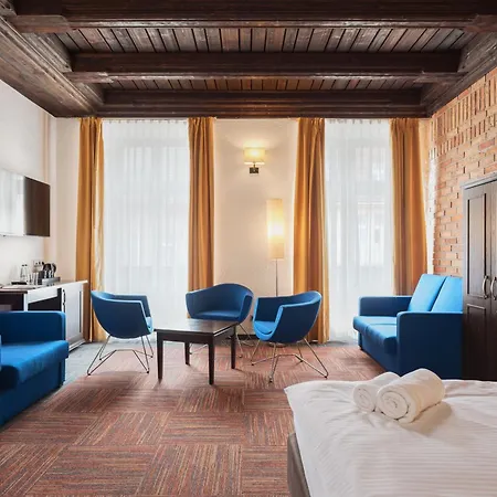 Palazzo Rosso Old Town