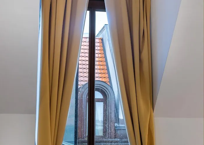 Palazzo Rosso Old Town