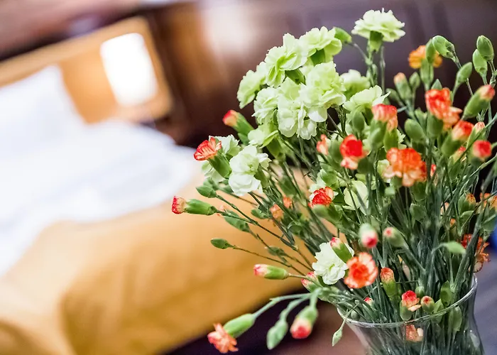 Palazzo Rosso Old Town Hotell