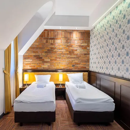 Palazzo Rosso Old Town Hotel
