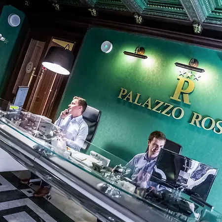 Palazzo Rosso Old Town 3* Познань