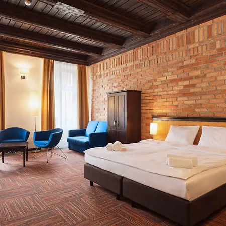 Palazzo Rosso Old Town Hotell 3*