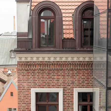 Hotel Palazzo Rosso Old Town 3*