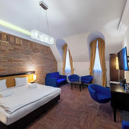 Palazzo Rosso Old Town 3* Poznan