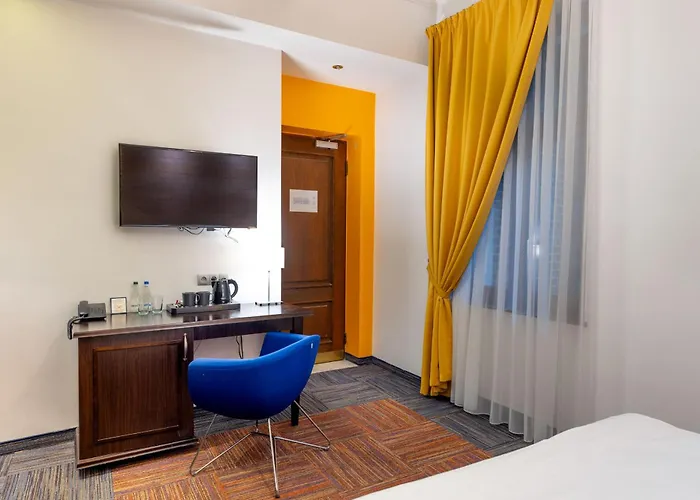 Hotel Palazzo Rosso Old Town