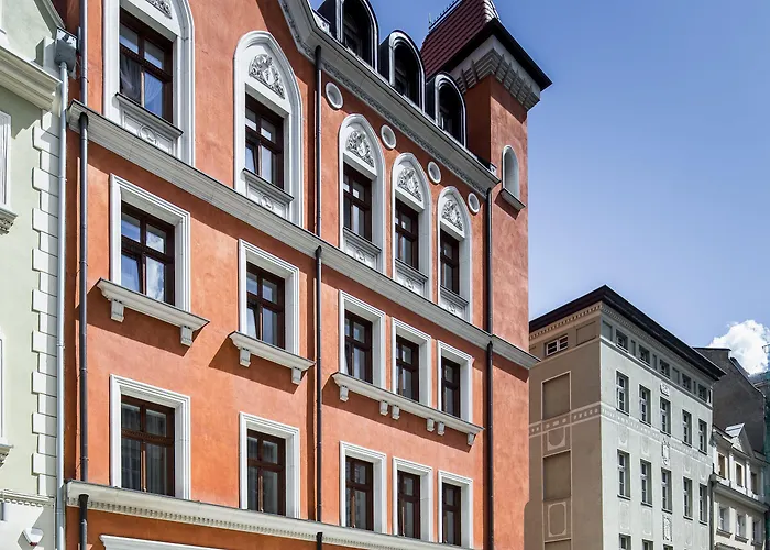 Palazzo Rosso Old Town מלון 3*