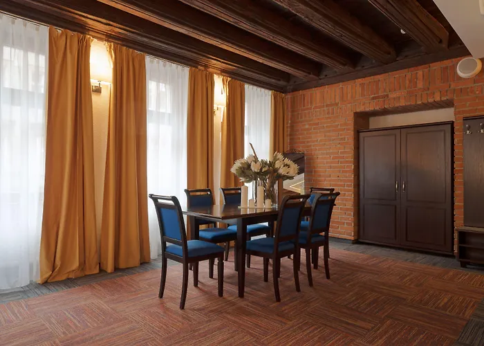 Palazzo Rosso Old Town 3*